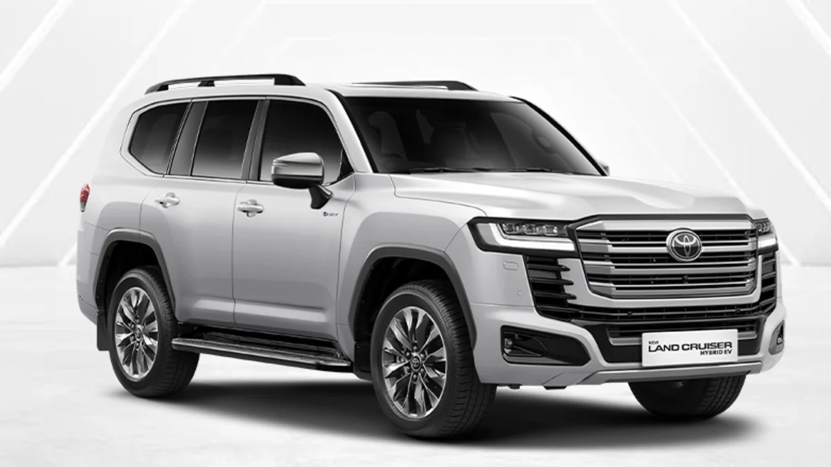 Land Cruiser 300 Hybrid GR-S: Flagship SUV Premium yang Tetap Tangguh di Medan Ekstrem