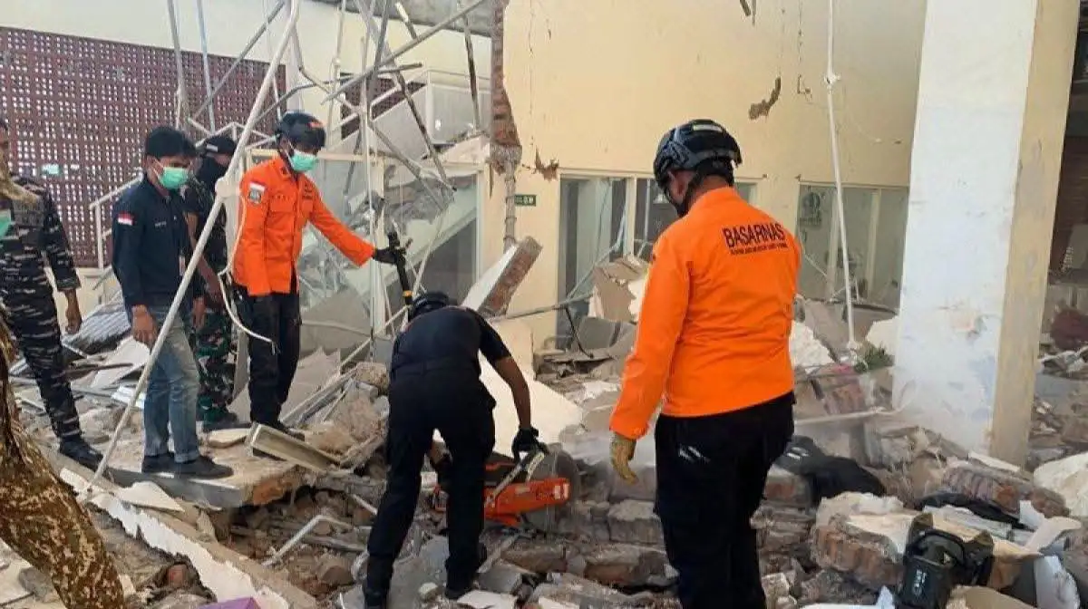 Menimbang Penolakan Bantuan Internasional dalam Respons Gempa NTT