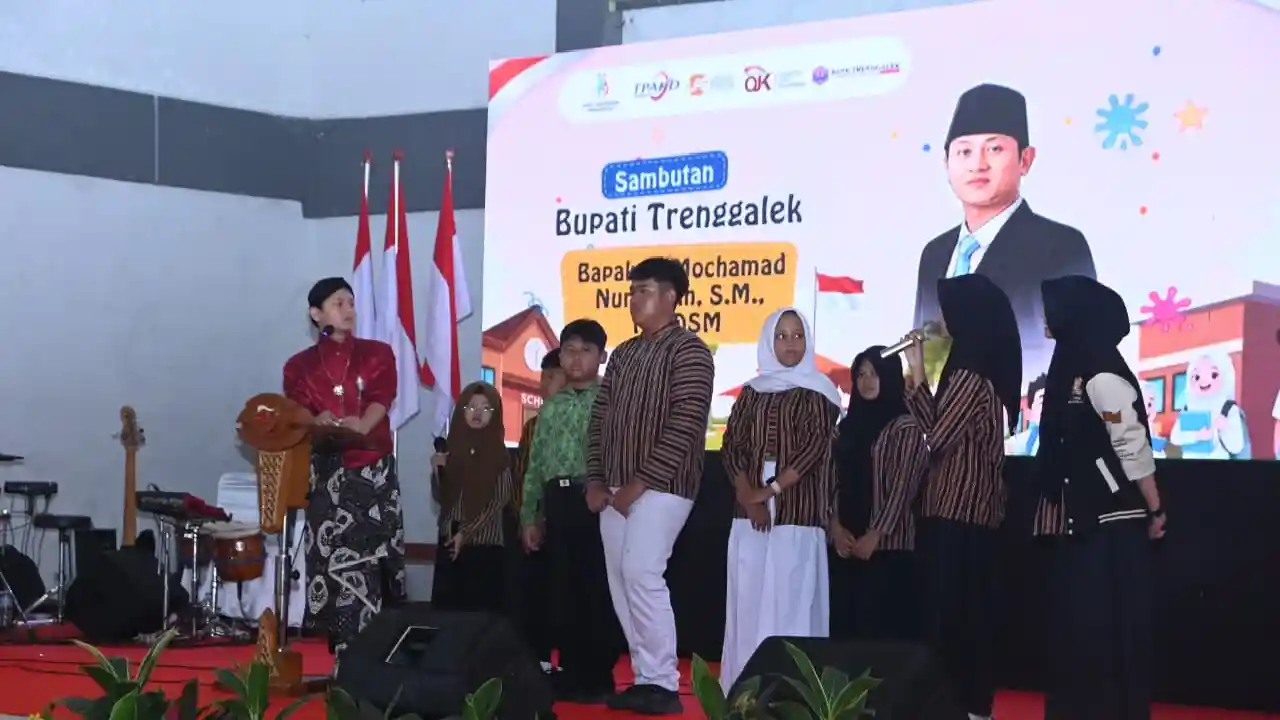 Dari Sampah Menjadi Tabungan: Literasi Keuangan Siswa yang Berawal dari Aksi Lingkungan