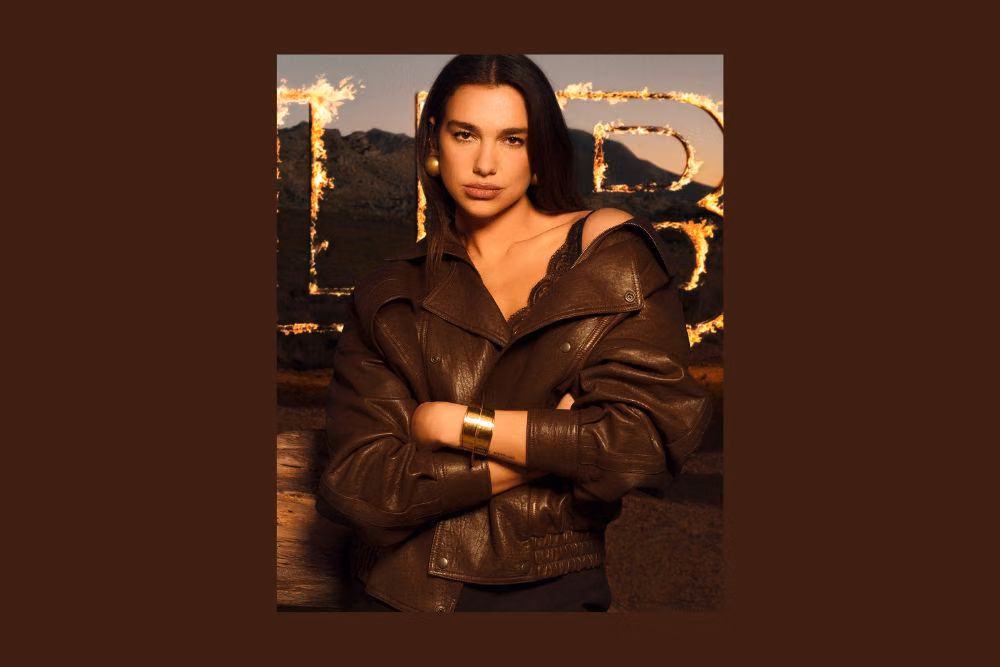 Dua Lipa dan Karakter Baru Libre Santal Couture YSL Beauty