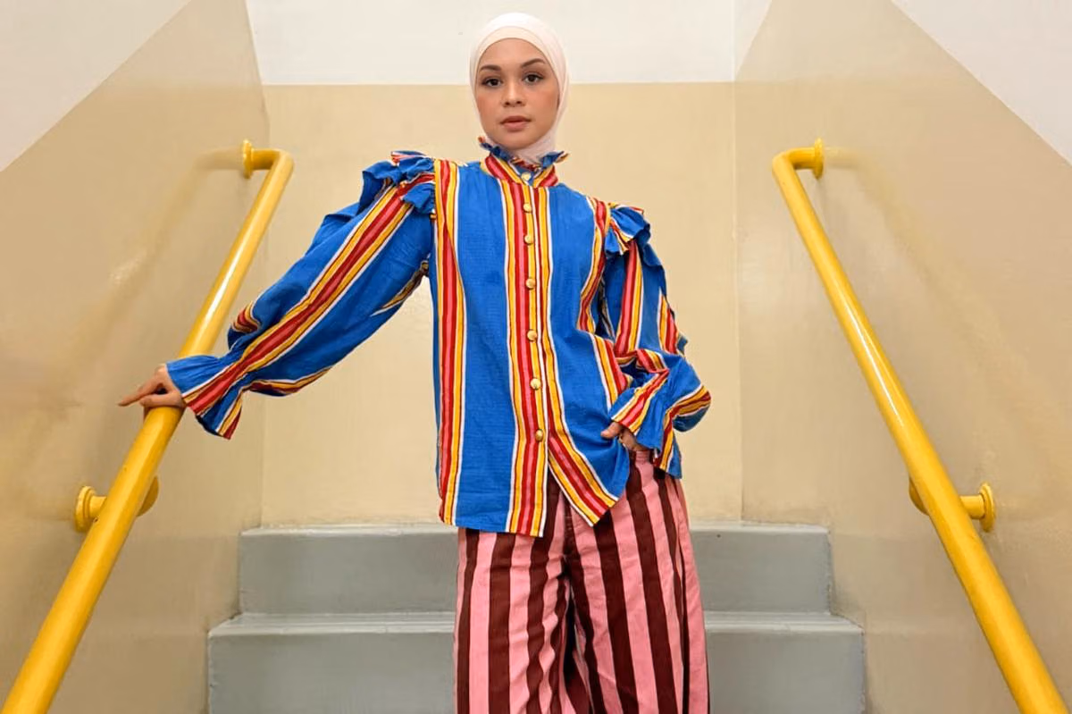Gaya Boyfriend Casual dan Outfit Colorful: Panduan Mix and Match Sehari-hari
