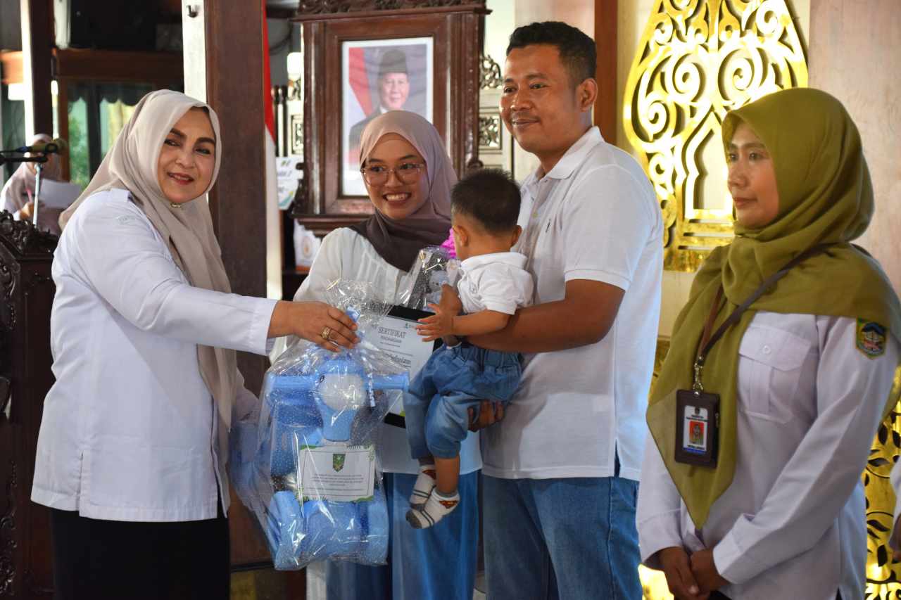 Gerakan ABCDE dan Inovasi Posyandu: Resep Komunitas Mengurangi Stunting
