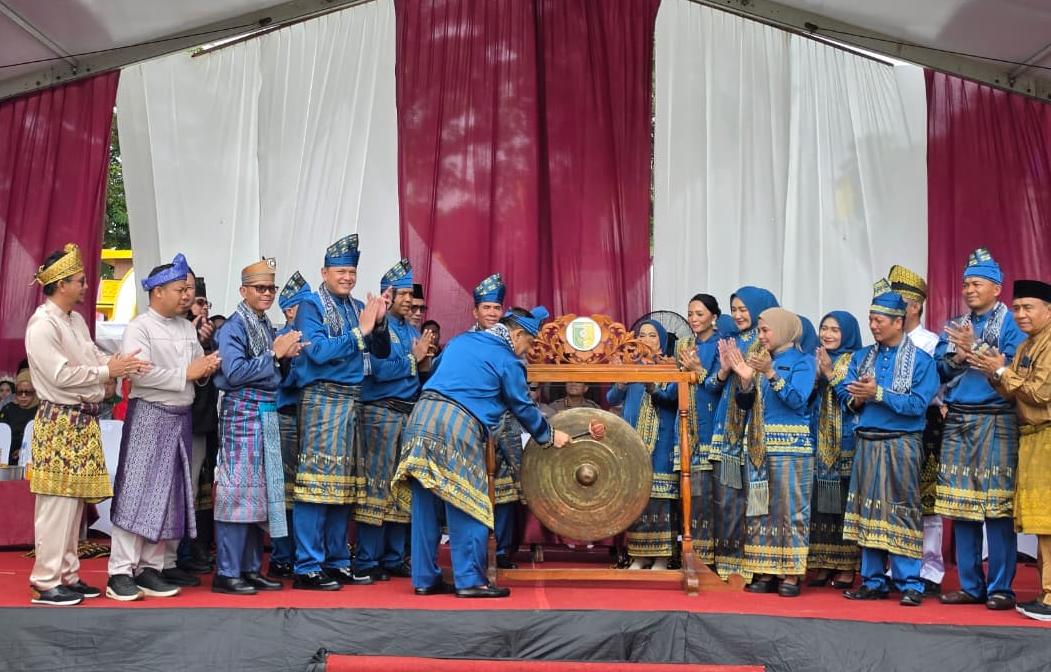 Festival Pacu Jalur: Warisan Perahu Melayu yang Dijaga Bersama