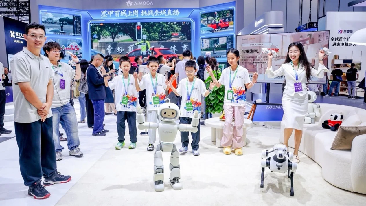 Dari Showroom hingga Pabrik: Robot Humanoid Mulai Benar-Benar Bekerja