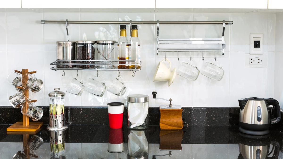 5 Alat Dapur Elektrik yang Wajib Dicabut dari Stopkontak