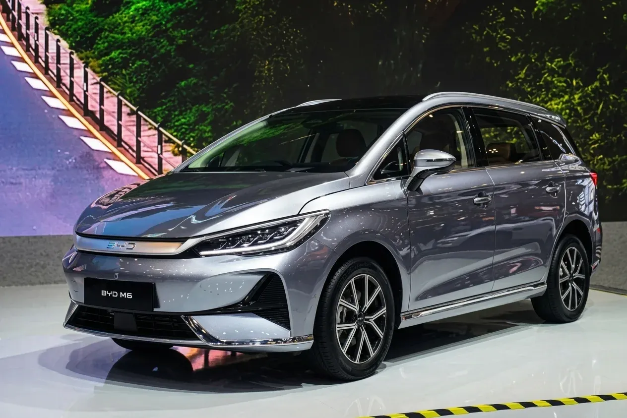 Toyota Dominasi SPK di GIIAS, Innova Zenix Hybrid Jadi Primadona
