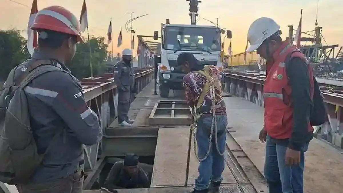 Jembatan Bailey Darurat dan Perlombaan Memulihkan Akses Lintas Nasional