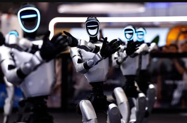 Dari Showroom hingga Pabrik: Robot Humanoid Mulai Benar-Benar Bekerja