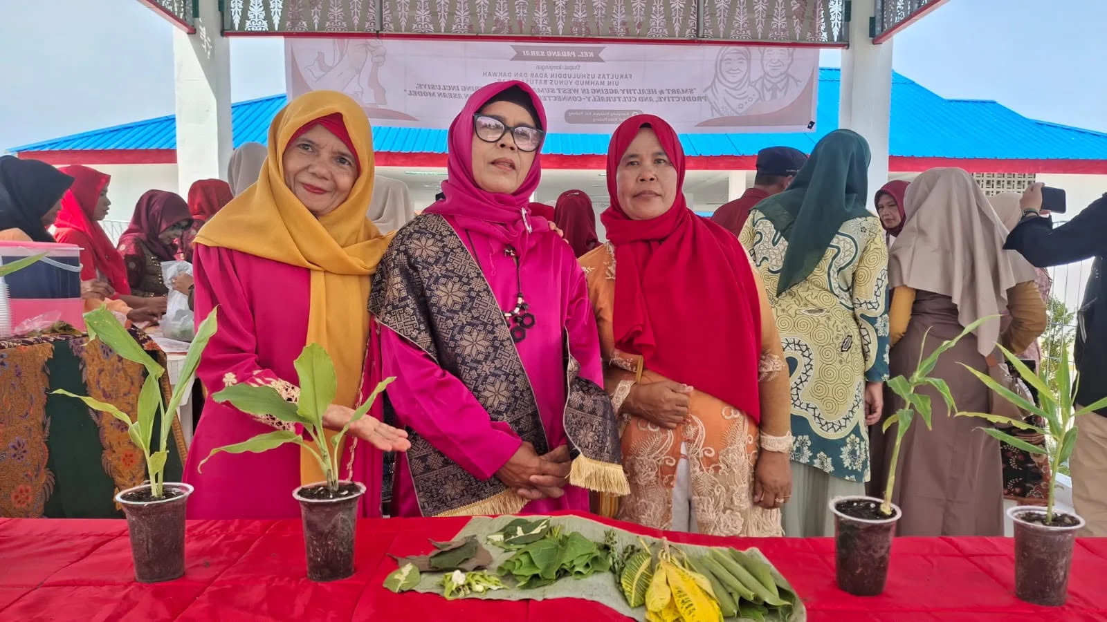 Senam Komunitas dan Literasi Digital: Model Baru Pemberdayaan Lansia