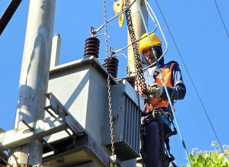 Infrastruktur Vital Pulih 100 Persen: Resep Koordinasi Cepat Pascagempa M7,7 di NTT