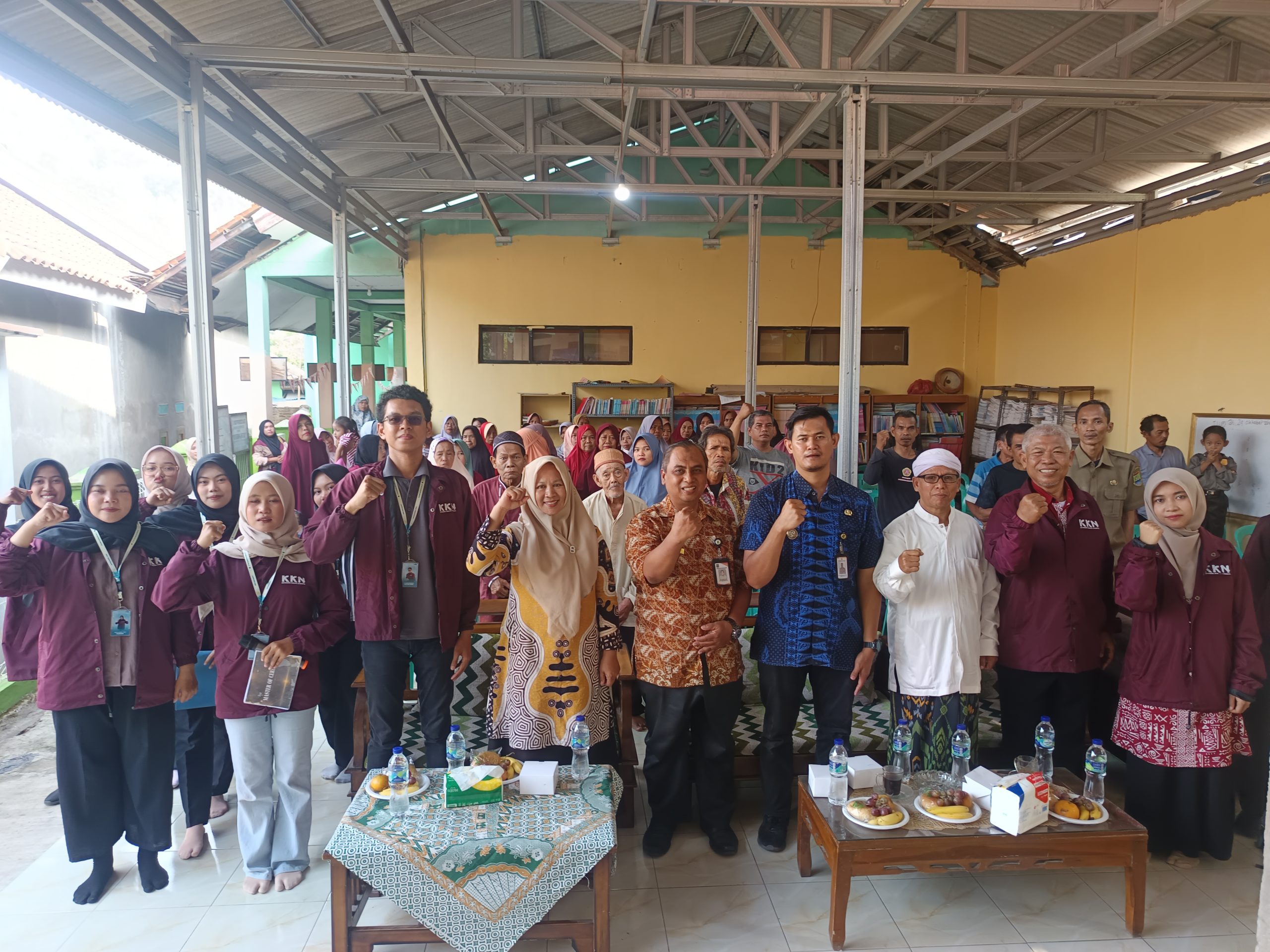 Armada Pengangkut Sampah dan Edukasi Warga: Jalan Baru Kota-Kota Besar