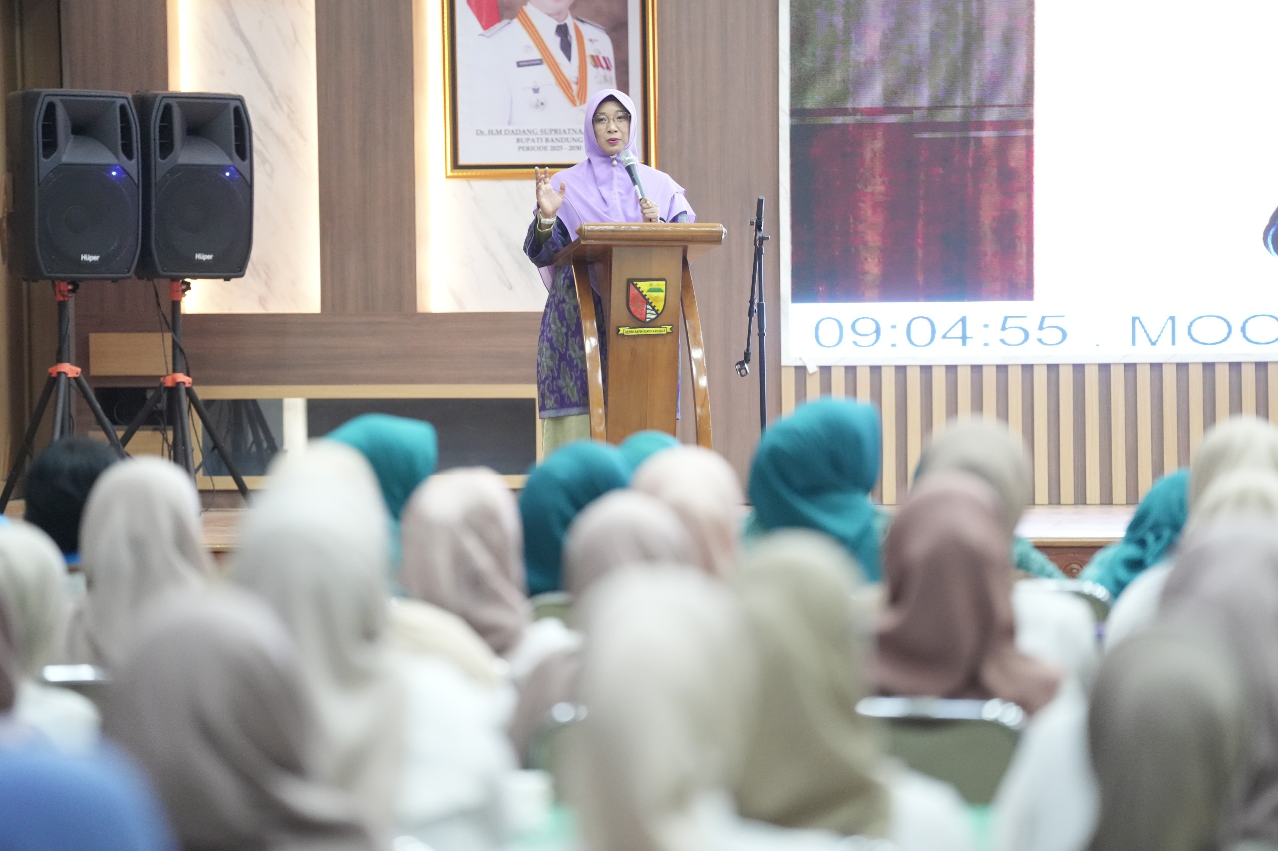 Beauty Class dan Sertifikasi Makeup: Jalan Pintas Usaha Sampingan Perempuan