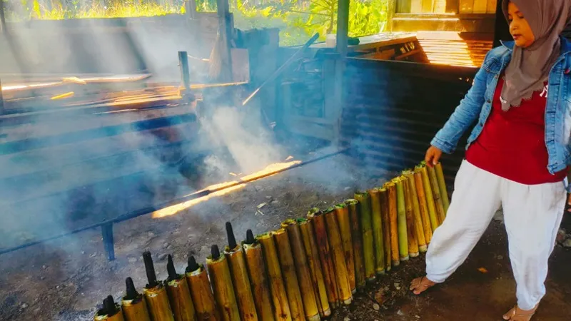 Malamang Basamo dan Lamang Tapai: Festival Kuliner Penjaga Warisan Rasa