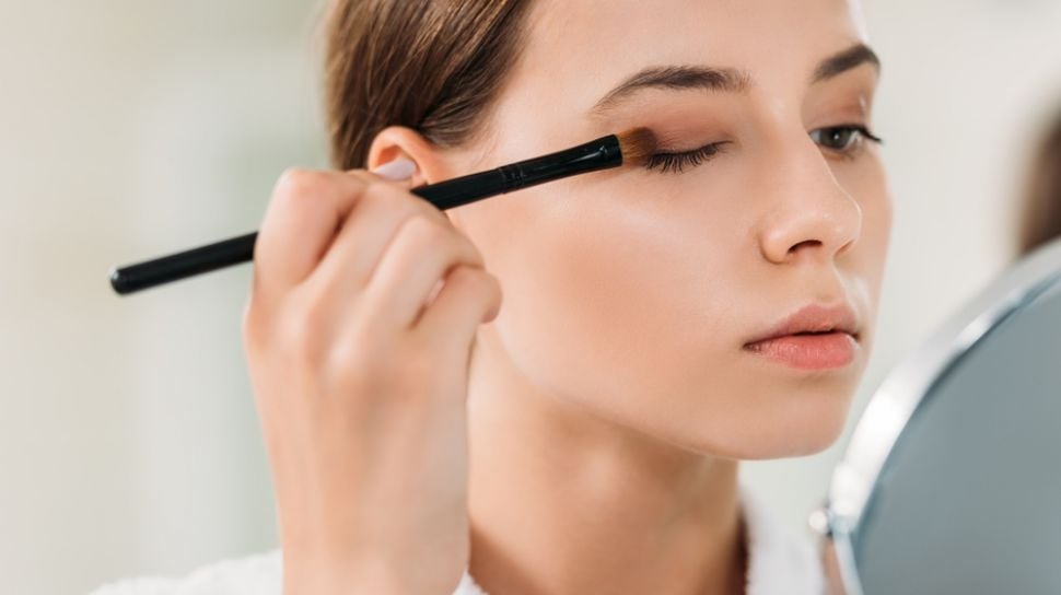 Panduan Memilih Eyeshadow Palette 9 Warna: Matte vs Shimmer