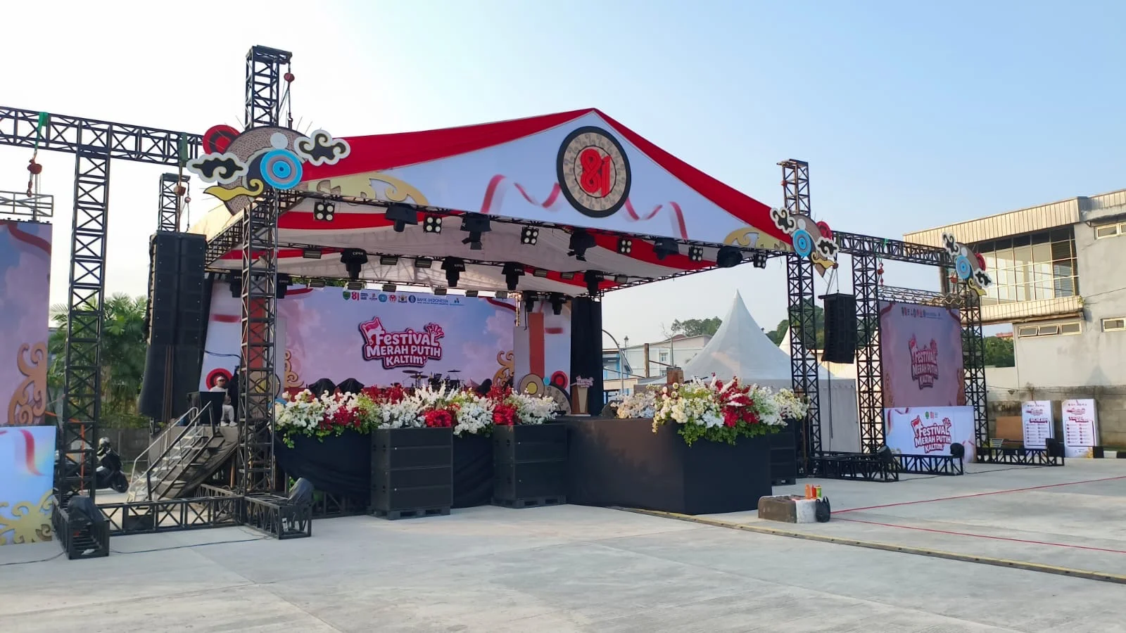 Festival Musik Lokal: Sabtu Malam Penuh Panggung & Antusias