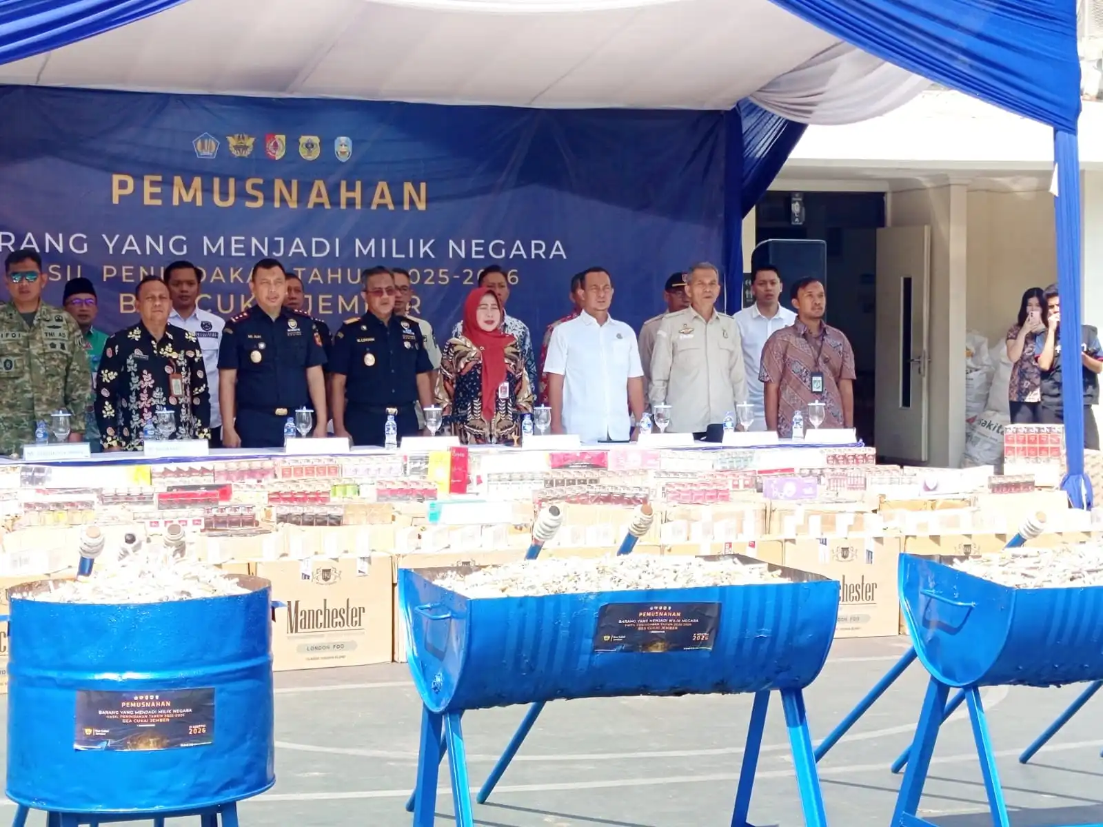 Bea Cukai Musnahkan 7,4 Juta Rokok Ilegal di Jember