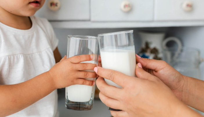 Botol Dot dan Kerusakan Gigi Bayi: Saat Nyaman Berubah Jadi Risiko
