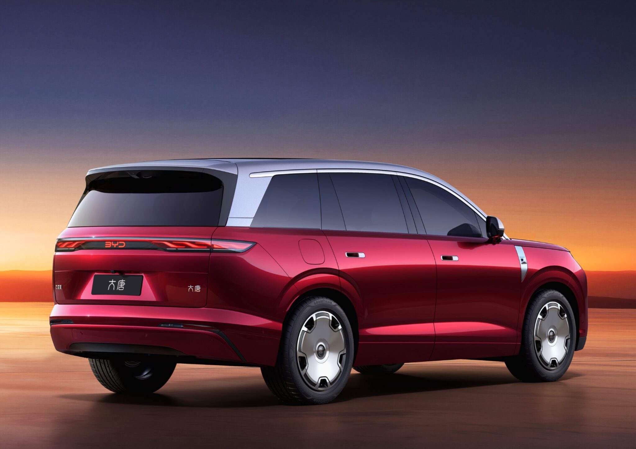 Sunroof Panel Surya untuk Mobil Listrik: Seberapa Besar Tambahan Jaraknya?