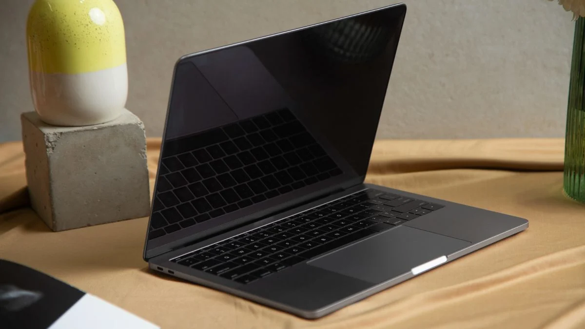 Panduan Lengkap Cek Spesifikasi Laptop Windows dan MacBook