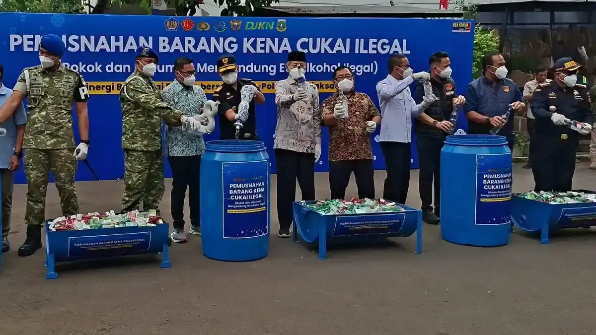 Operasi ASAP: Bea Cukai Menutup Celah Peredaran Rokok Ilegal di Pelabuhan