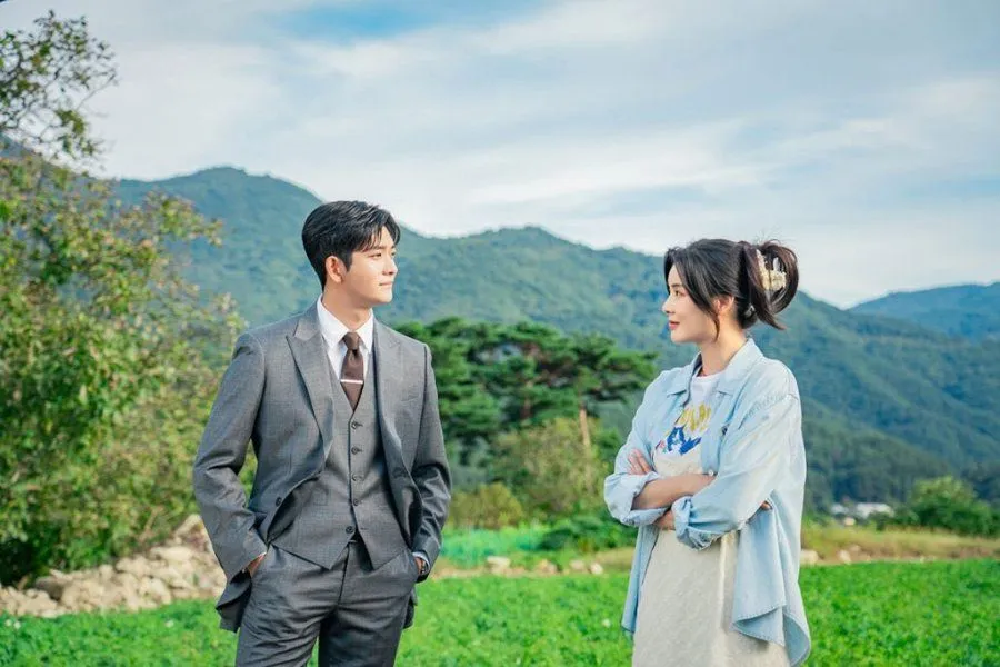 5 Drama Komedi Romantis Terbaru dengan Rating Tinggi yang Wajib Ditonton