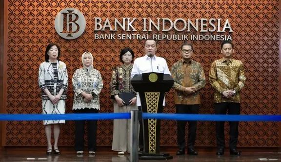 Rupiah Terancam Melemah: BI-Rate, Geopolitik, dan Dominasi Fiskal