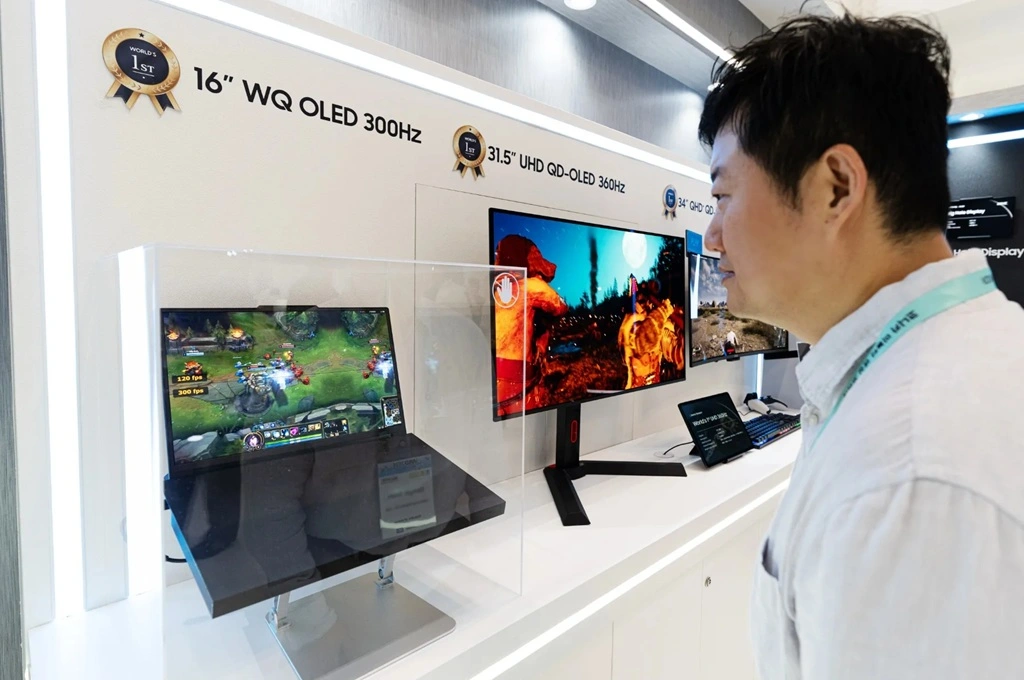 Panel OLED 300Hz Samsung Mengubah Standar Laptop Gaming