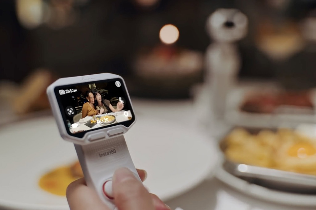 Insta360 Luna Pro: Kamera Vertikal 4K yang Serius untuk Kreator Konten