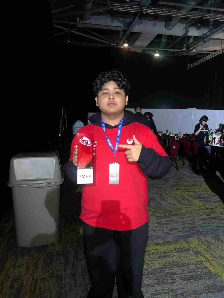 Senjata Terbaik Menurut Pro Player untuk Setiap Situasi