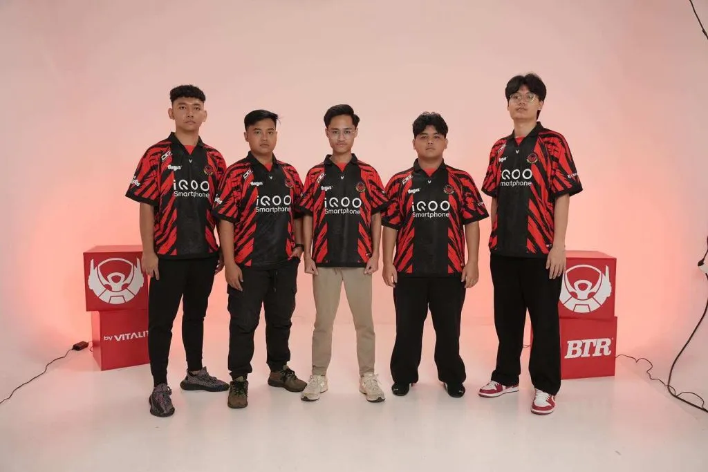 Senjata Terbaik Menurut Pro Player untuk Setiap Situasi