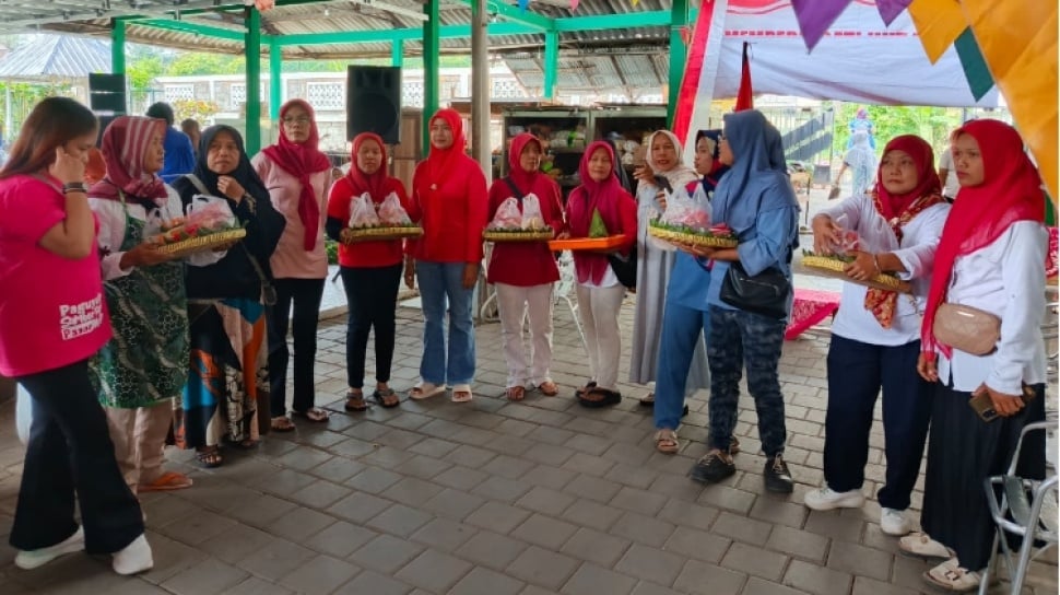 Jajanan Pasar dan Makanan Gratis dalam Semangat Kemerdekaan