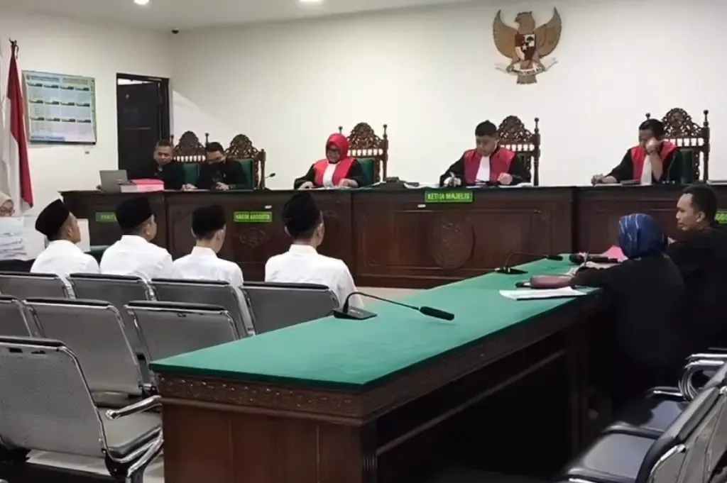Pola Korupsi Pemerintah Lokal: Skema Berulang dari PDAM hingga Proyek PUPR