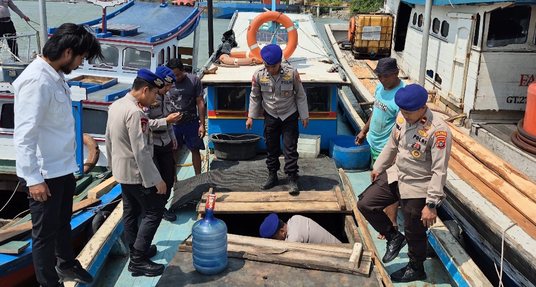 Operasi Gabungan TNI AL dan Aparat Sipil Kunci Jalur Penyelundupan di Pelabuhan Strategis