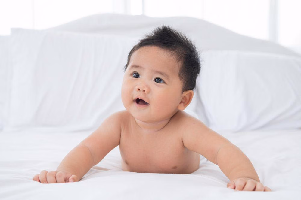 Membacakan Cerita untuk Bayi dalam Kandungan dan Fondasi Bahasa