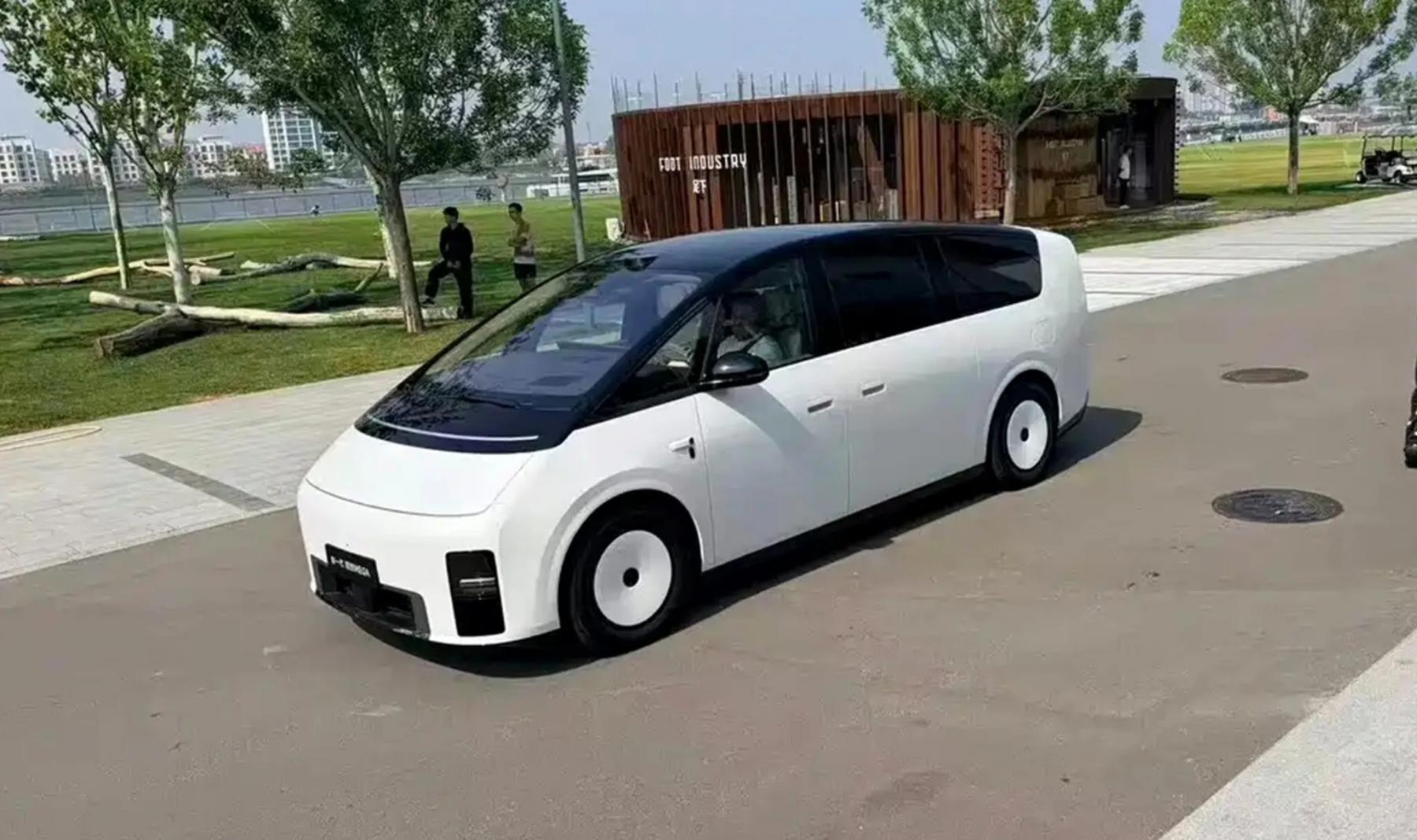 Review Li Auto Mega: MPV Listrik Canggih dengan Suspensi Aktif