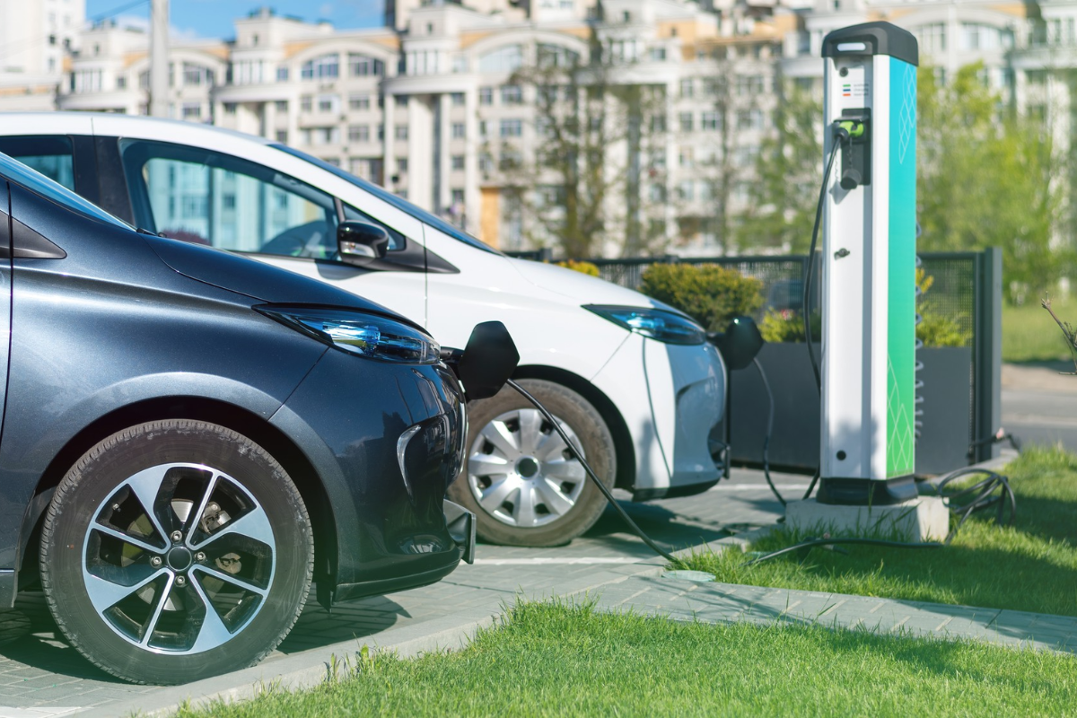 Mobil Listrik atau Hybrid? Panduan Memilih Sesuai Gaya Hidup