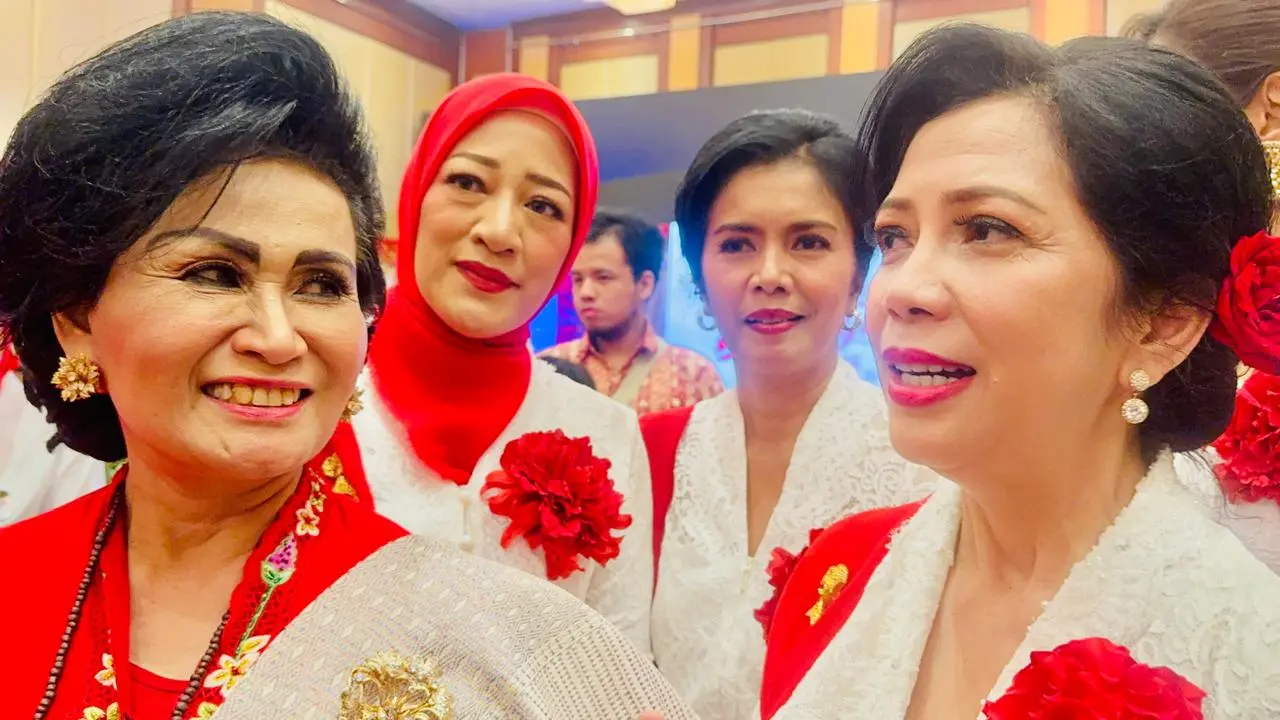 Festival Kebaya Merah Putih: Tiga Pilar Perempuan Menggerakkan Budaya, Hukum, dan UMKM