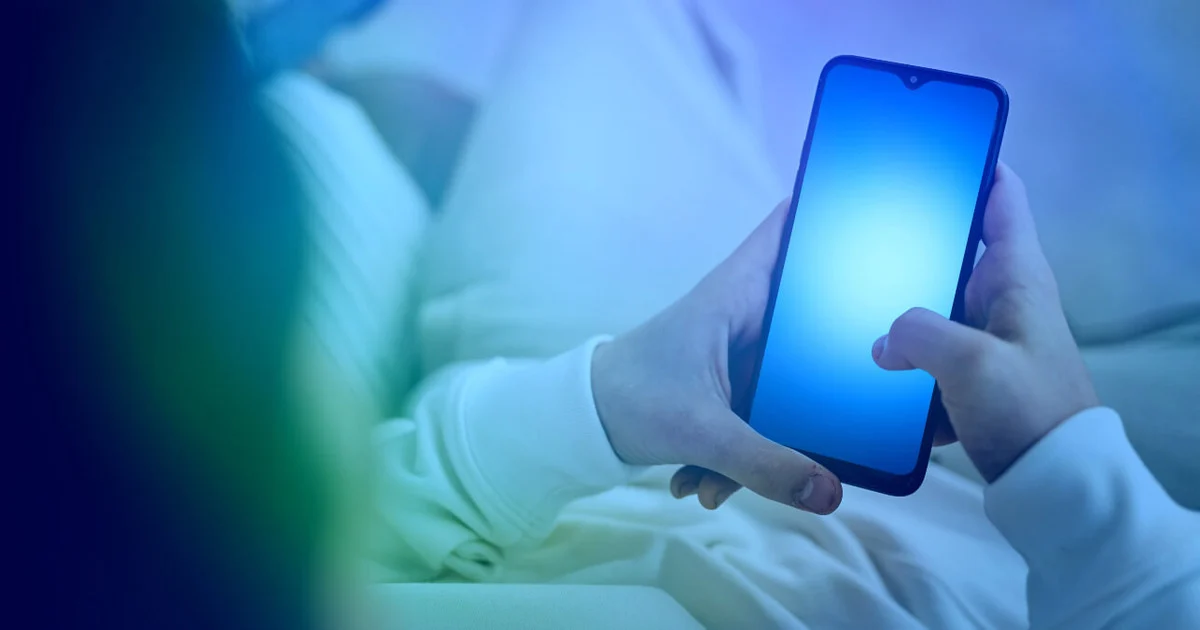 Cahaya Biru Bukanlah Biang Utama Insomnia dari Layar