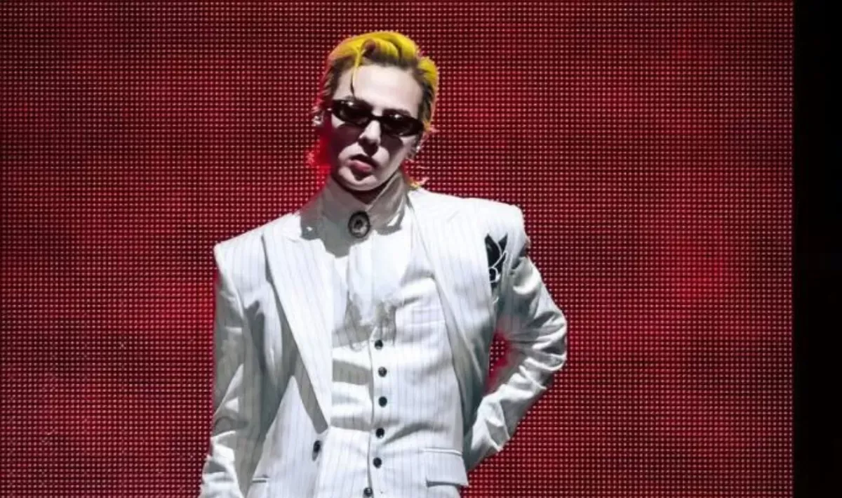 Penyelamatan Dramatis di Panggung: G-Dragon dan Momen Saat Artis Menjadi Pahlawan Kru