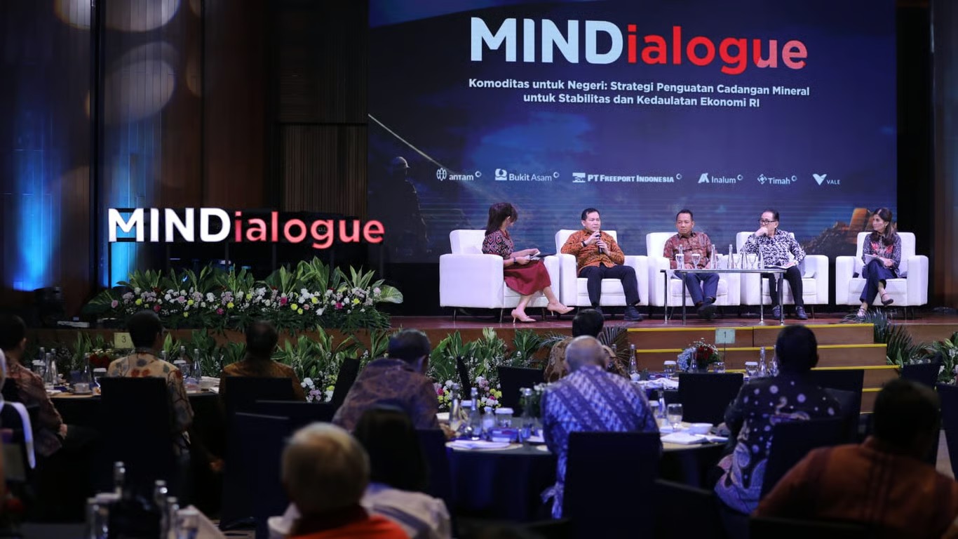 Dari Ekstraksi ke Manufaktur: Strategi MIND ID Mengubah Mineral Jadi Industri Strategis