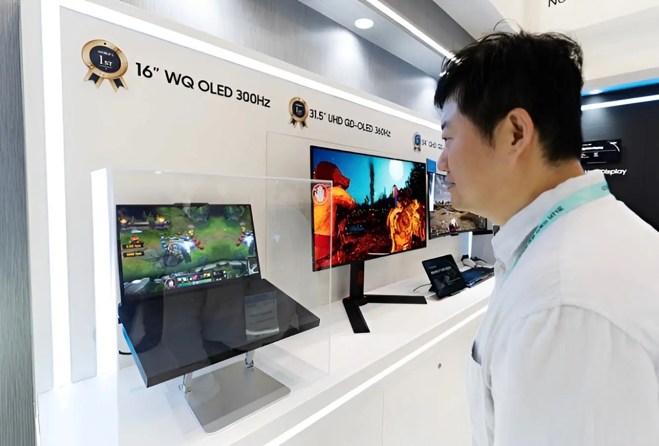 Panel OLED 300Hz Samsung: Babak Baru Laptop Gaming Premium