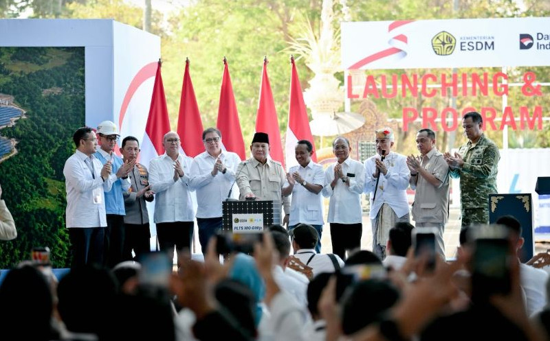 PLTS 100 GWp: Mesin Baru Pencipta 5,52 Juta Lapangan Kerja