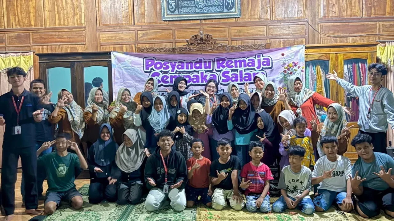 Program Edukasi Bijak Bermedia Sosial dan AI di Sekolah Menengah
