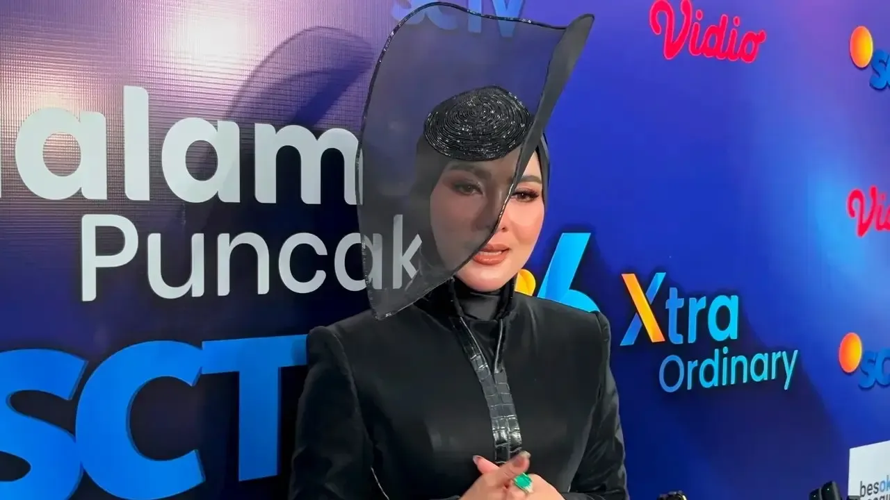 Dari Ibu Rumah Tangga ke Panggung: Comeback Syahrini Setelah Vakum