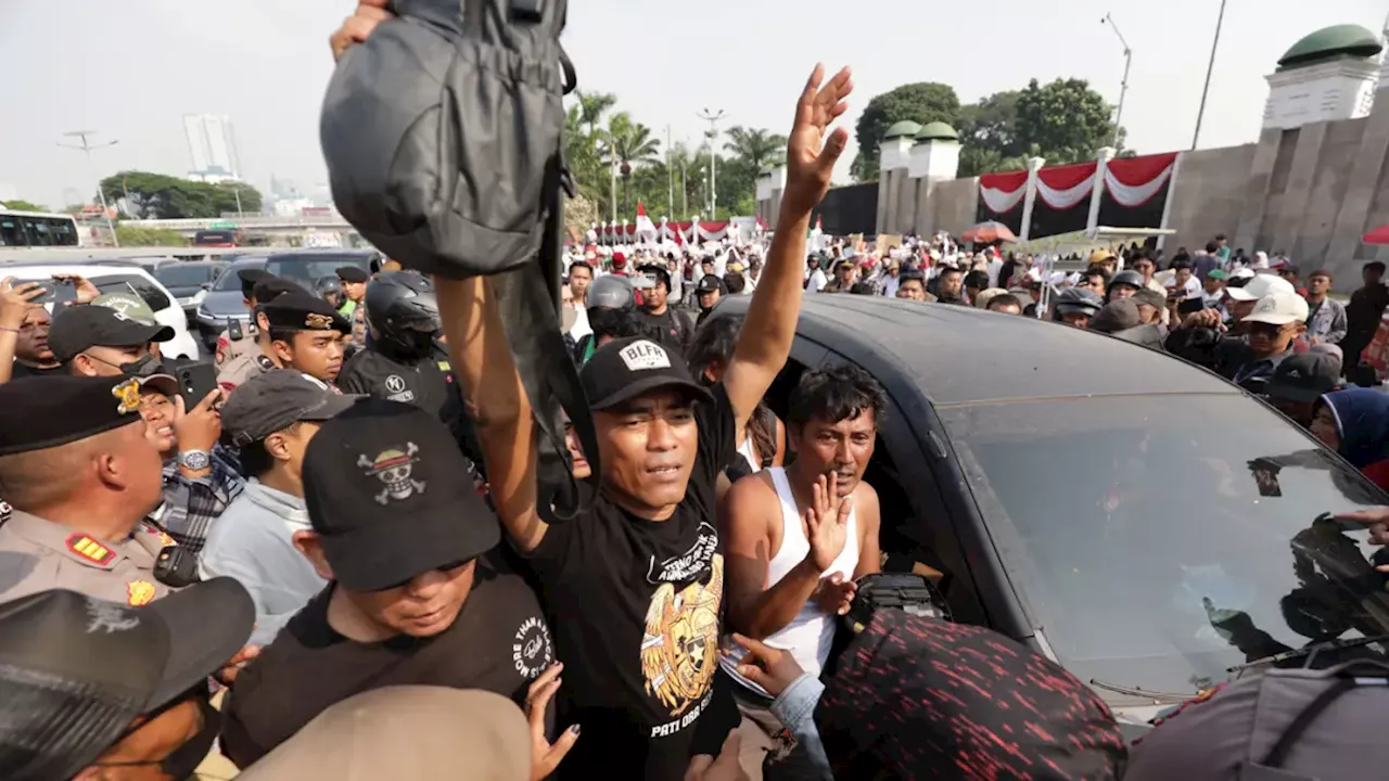 Ratusan Warga Pati Kepung DPR: Ujian Serius untuk RUU Perampasan Aset