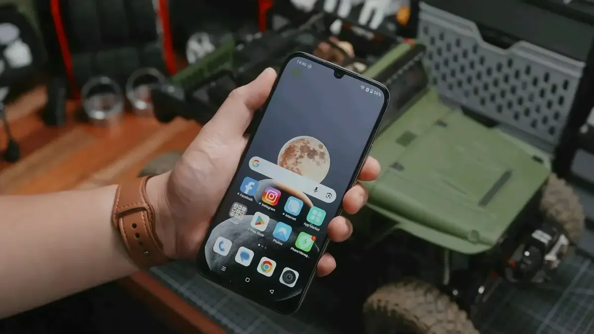 7 Ponsel Sejutaan Baterai 7.000 mAh: Pilih yang Mana?
