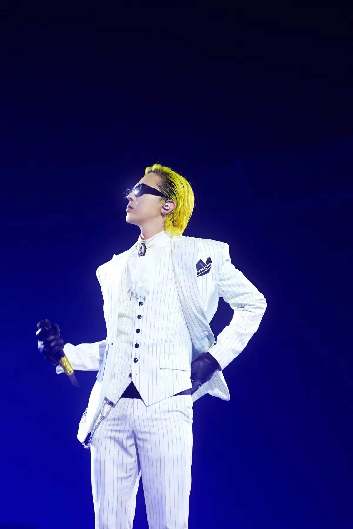 Aksi Heroik G-Dragon di Panggung dan Arti Tanggung Jawab Musisi