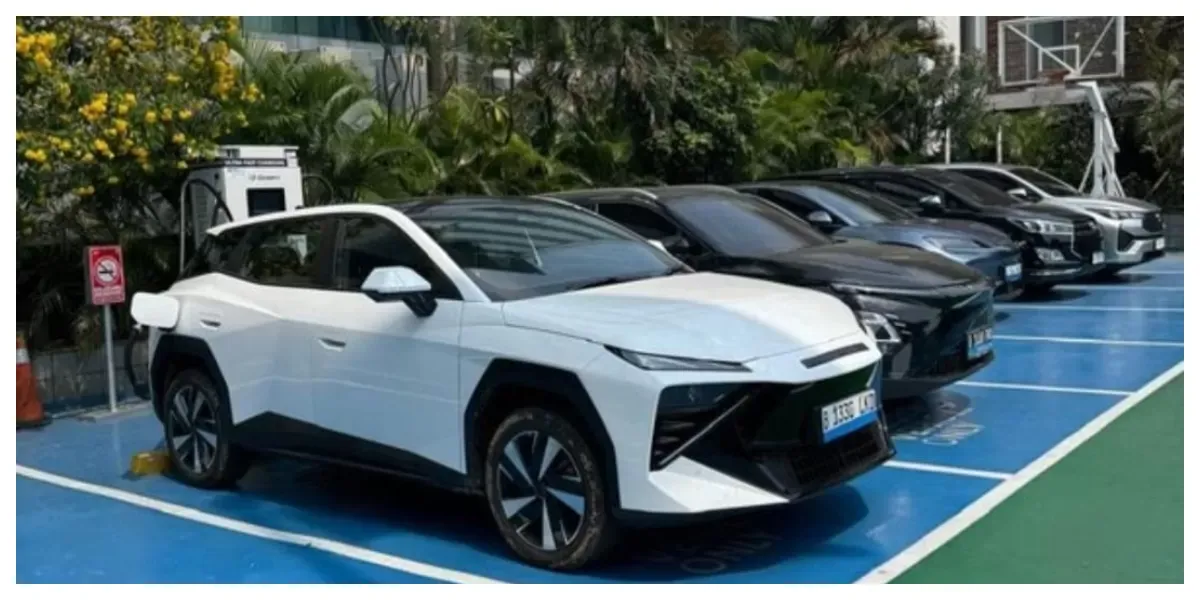 Mobil Listrik China vs Jepang: Mana yang Paling Masuk Akal Dibeli?