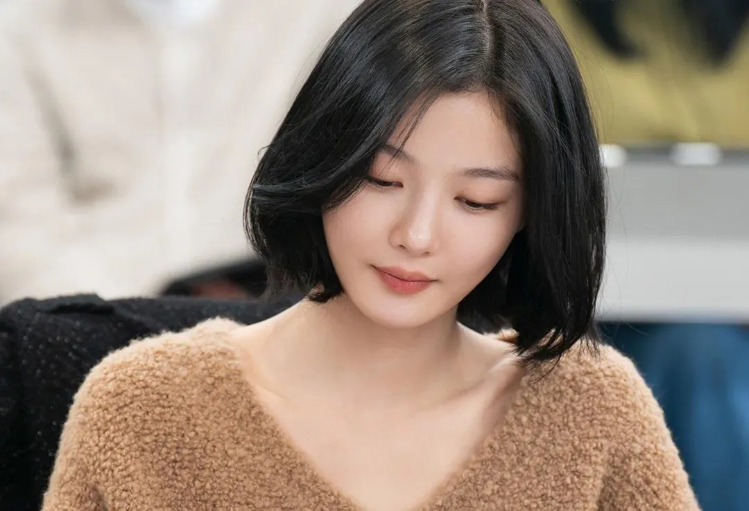 Evolusi Peran Kim Yoo Jung: Dari Sageuk ke Action Thriller