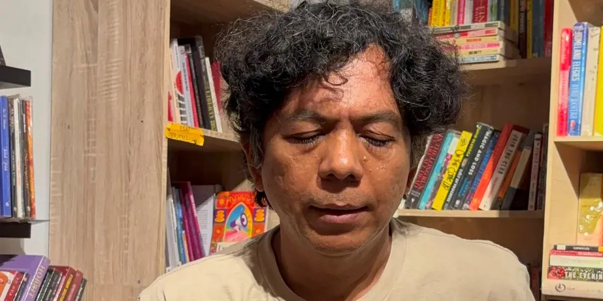 Dari Penglihatan ke Abu-Abu: Adrian Yunan dan Makna Pribadi di Balik ‘Sebelah Mata’